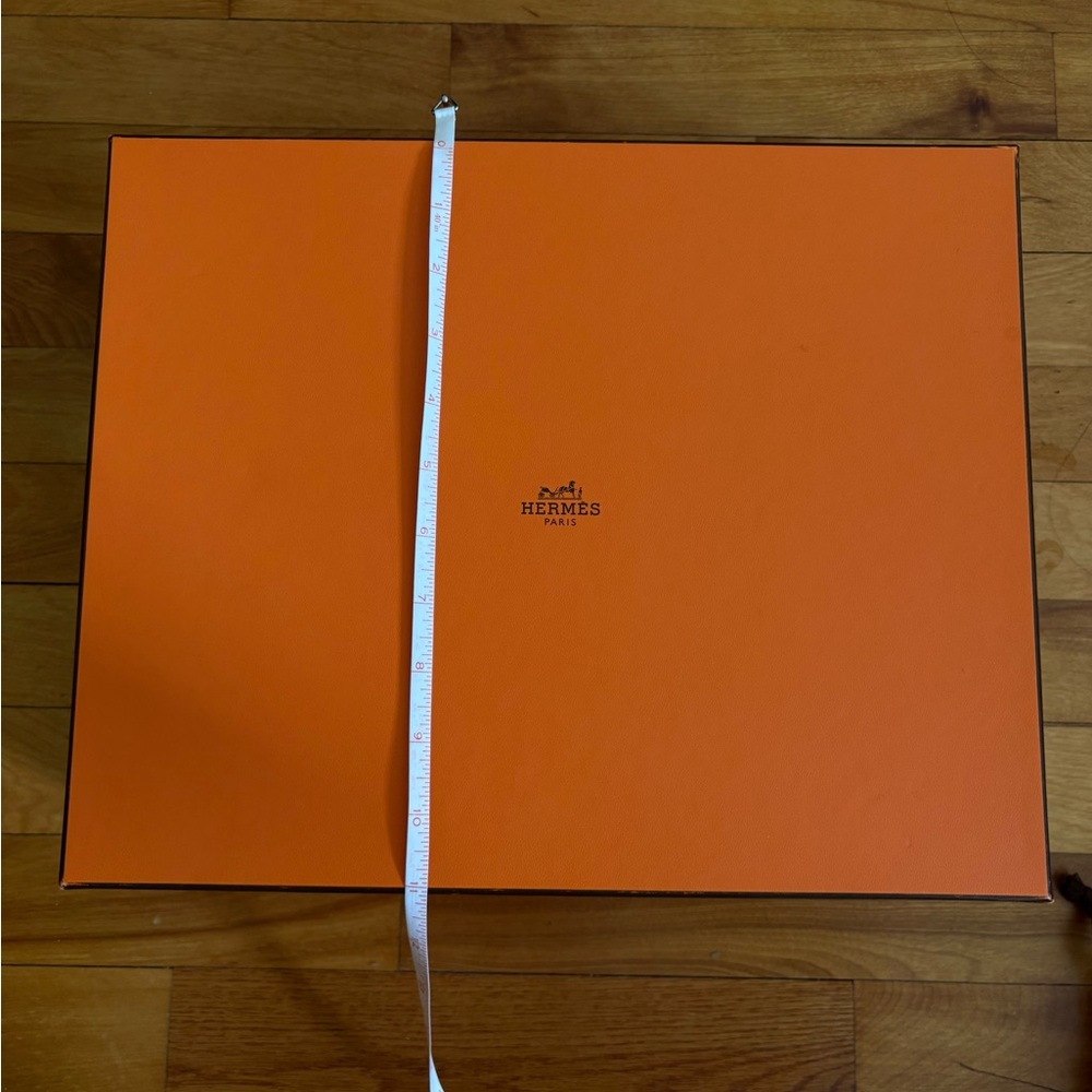 14”x11”x4.5” Hermes Orange Gift Box